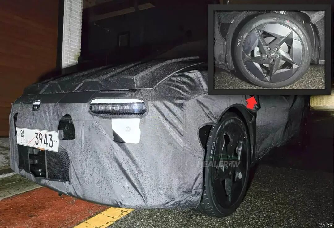 上翘车尾，溜背车顶，半封闭式轮圈，运动感十足，全新纯电“小钢炮”来了！