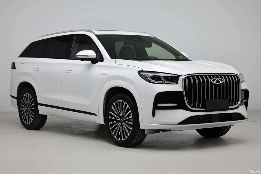 2.0T+8AT，“大嘴”造型，20英寸大轮圈，5座/7座可选！